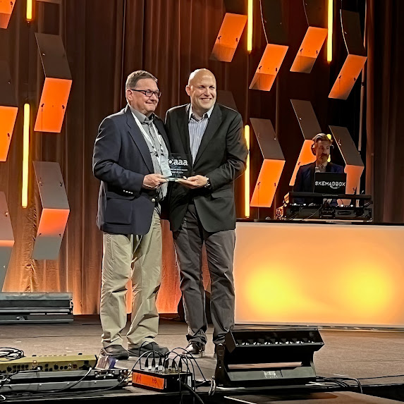 Meadow GM Wins OAAA Hall of Fame Award for 2023